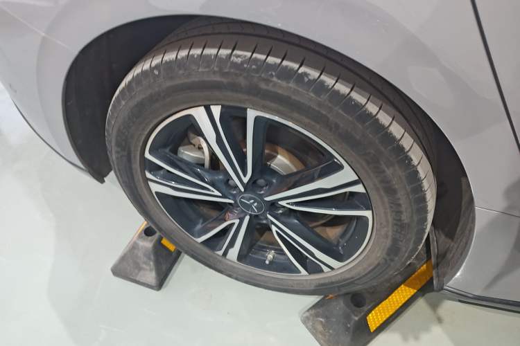 Used Hongqi EH7 2024 820 Pro Exterior 8