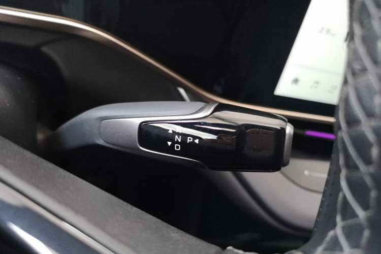 Used Hongqi EH7 2024 760 Pro+ Four-Wheel Drive Version Gear Lever