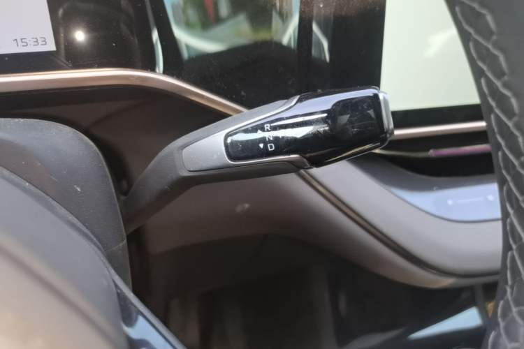 Used Hongqi EH7 2024 760 Pro+ Four-Wheel Drive Version Gear Lever