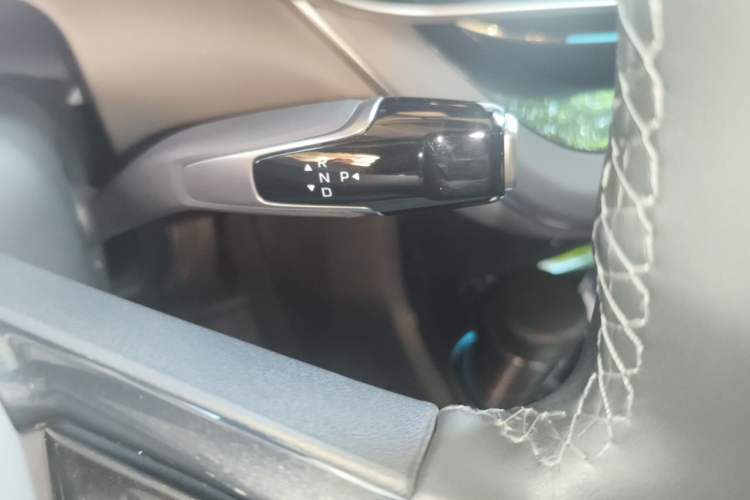 Used Hongqi EH7 2024 820 Pro Gear Lever