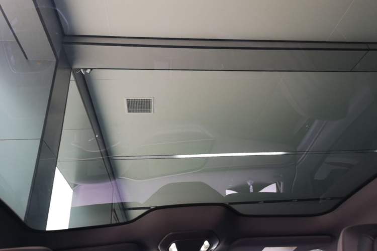 Used Hongqi EH7 2024 760 Pro+ Four-Wheel Drive Version Headliner