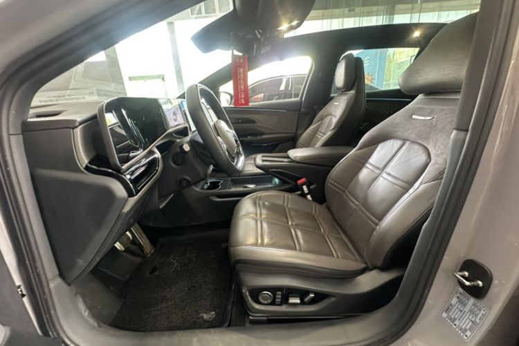 Used Hongqi EH7 2024 760 Pro+ Four-Wheel Drive Version Interior 2