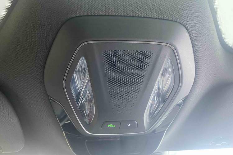 Used Hongqi EH7 2024 640 Pro+ All-Wheel Drive Interior 2