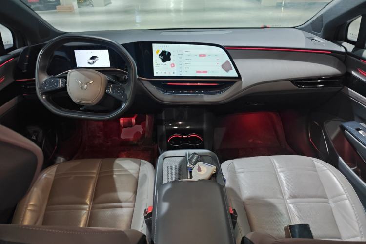 Used Hongqi EH7 2024 820 Pro Interior 2