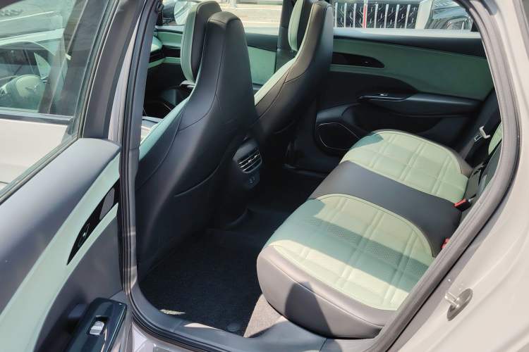 Used Hongqi EH7 2024 820 Pro Interior 8