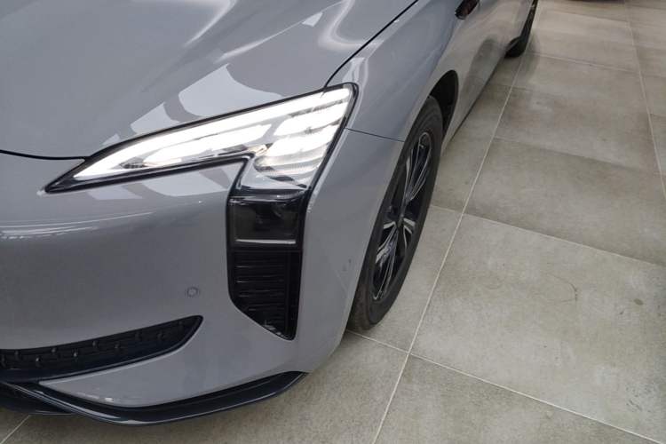 Used Hongqi EH7 2024 690 Pro Left Front Headlight