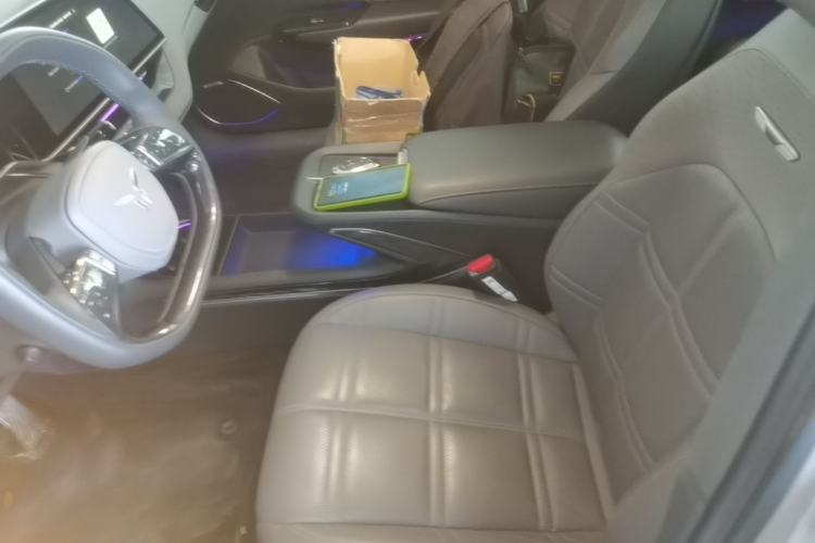 Used Hongqi EH7 2024 760 Pro+ Four-Wheel Drive Version Left Front Seat