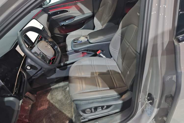 Used Hongqi EH7 2024 820 Pro Left Front Seat