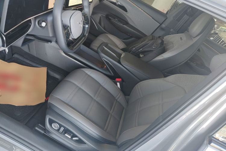 Used Hongqi EH7 2024 820 Pro Left Front Seat