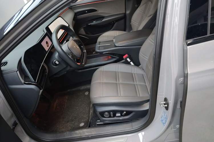 Used Hongqi EH7 2024 690 Pro Left Front Seat