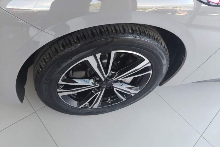 Used Hongqi EH7 2024 820 Pro Left Front Wheel Hub