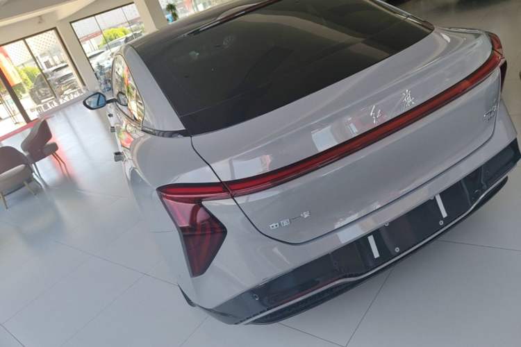 Used Hongqi EH7 2024 820 Pro Rear Left 45 Deg