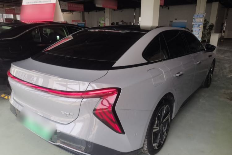 Used Hongqi EH7 2024 760 Pro+ Four-Wheel Drive Version Rear Right 45 Deg