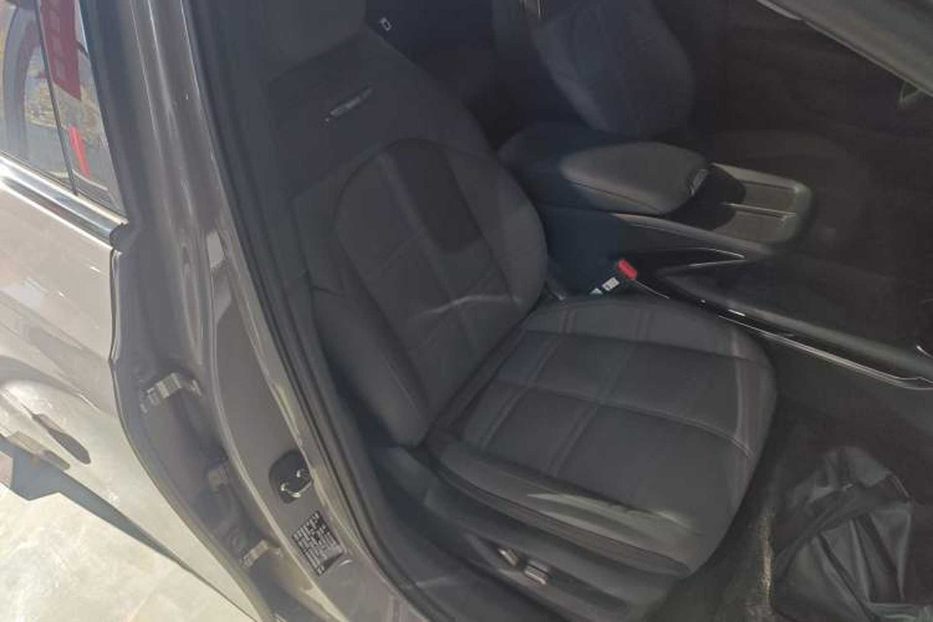 Used Hongqi EH7 2024 760 Pro+ Four-Wheel Drive Version Right Front Seat
