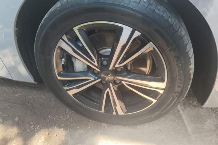 Used Hongqi EH7 2024 820 Pro Right Front Wheel Hub