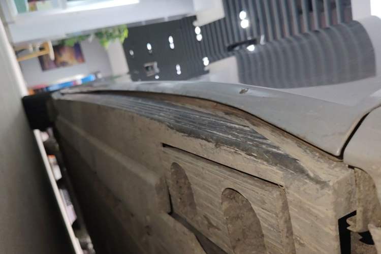 Used Hongqi EH7 2024 690 Pro Right Side Sill