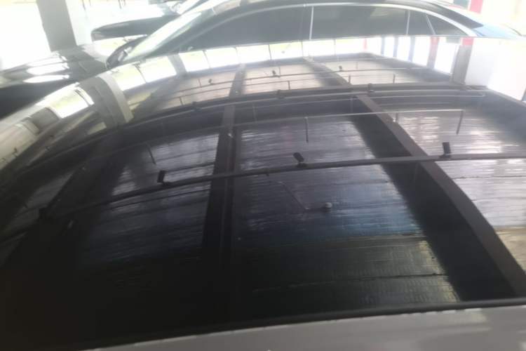 Used Hongqi EH7 2024 760 Pro+ Four-Wheel Drive Version Roof