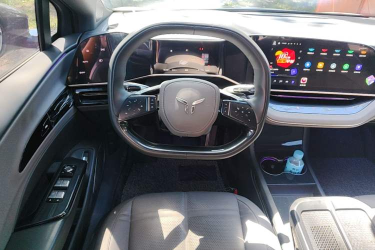Used Hongqi EH7 2024 690 Pro Steering Wheel