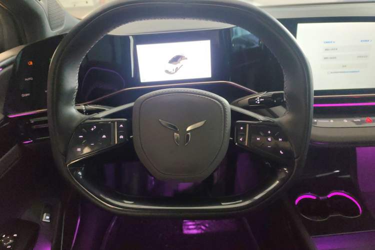 Used Hongqi EH7 2024 760 Pro+ Four-Wheel Drive Version Steering Wheel