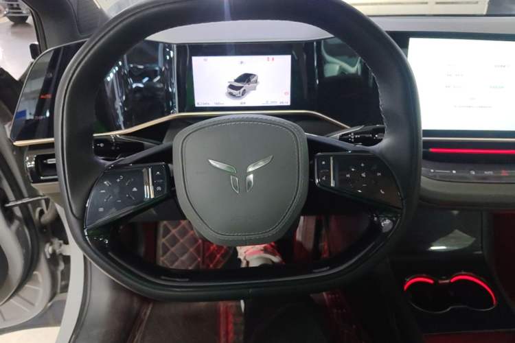 Used Hongqi EH7 2024 760 Pro+ Four-Wheel Drive Version Steering Wheel