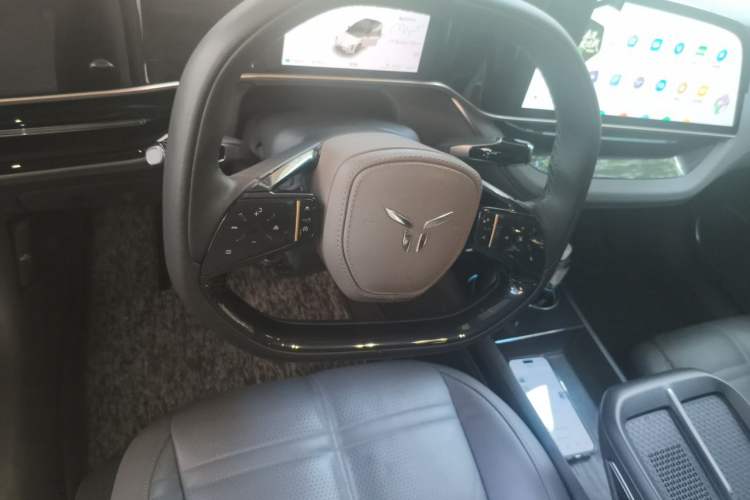 Used Hongqi EH7 2024 820 Pro Steering Wheel