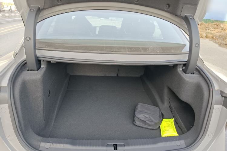 Used Hongqi EH7 2024 760 Pro+ Four-Wheel Drive Version Trunk