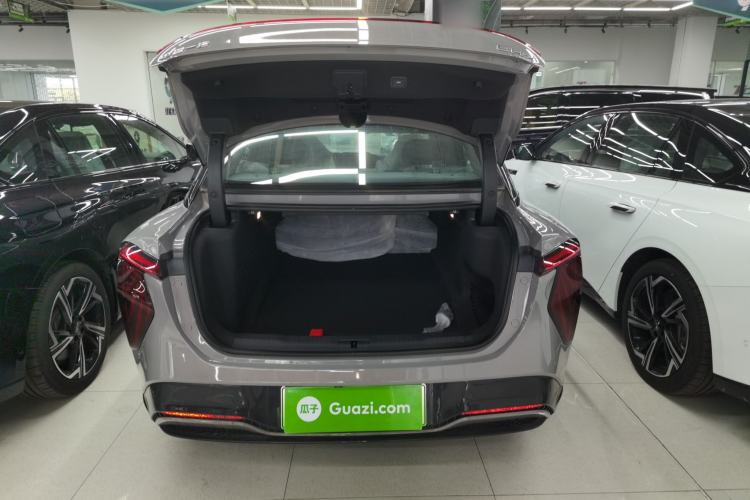 Used Hongqi EH7 2024 640 Pro+ All-Wheel Drive Trunk