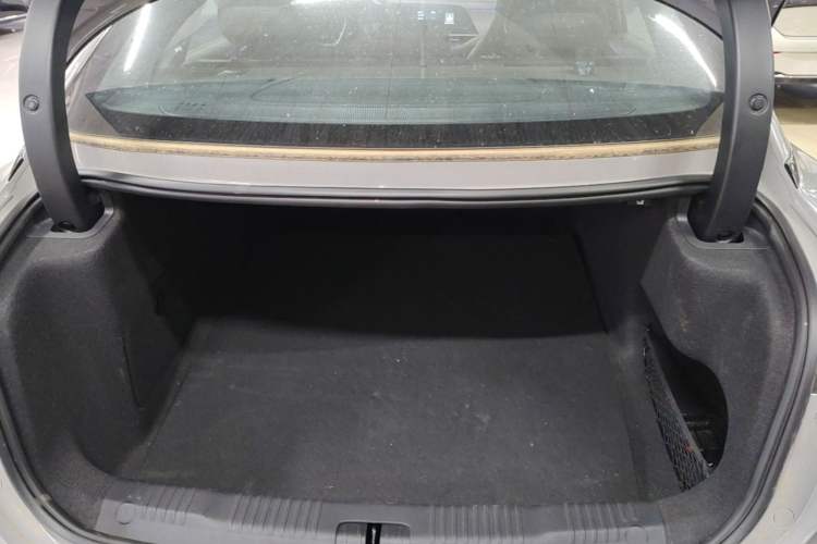 Used Hongqi EH7 2024 760 Pro+ Four-Wheel Drive Version Trunk