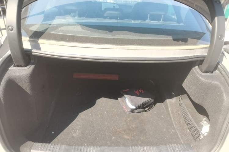 Used Hongqi EH7 2024 760 Pro+ Four-Wheel Drive Version Trunk