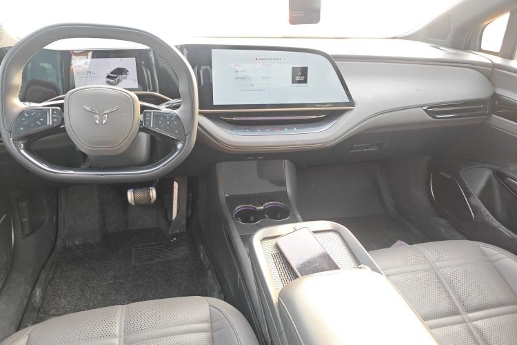 Used Hongqi EH7 2024 690 Pro Center Console
