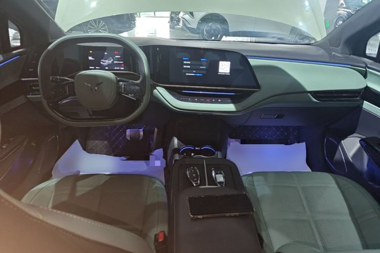 Used Hongqi EH7 2024 820 Pro Center Console