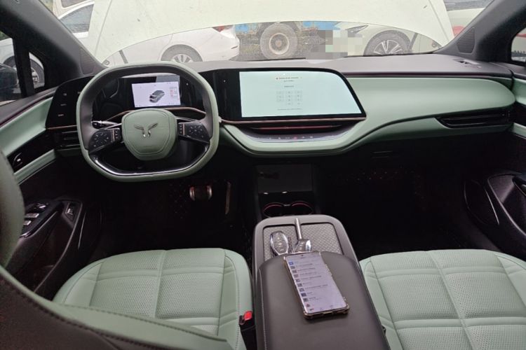 Used Hongqi EH7 2024 820 Pro Center Console
