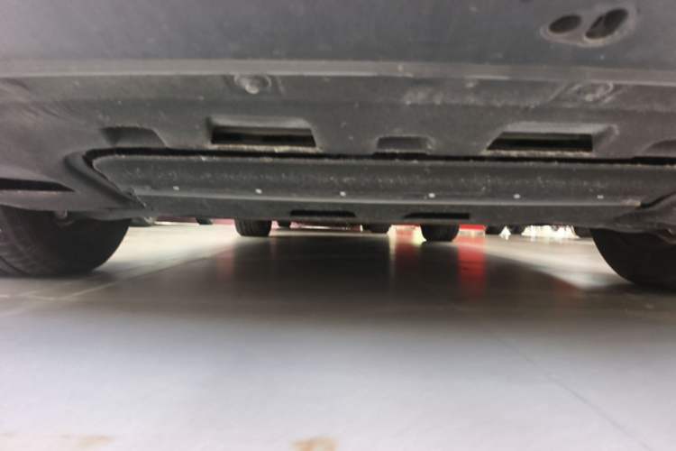 Used Hongqi EH7 2024 760 Pro+ Four-Wheel Drive Version Chassis Rear