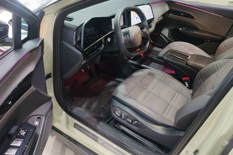 Used Hongqi EH7 2024 690 Pro Glory Edition Driver Seat