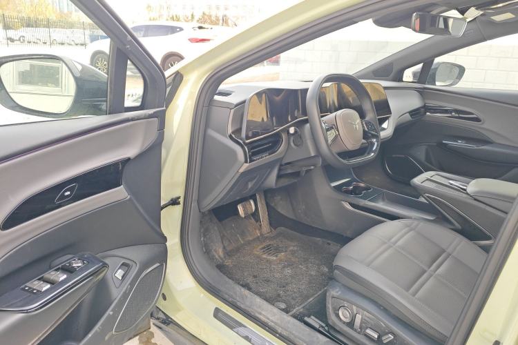 Used Hongqi EH7 2024 690 Pro Driver Seat