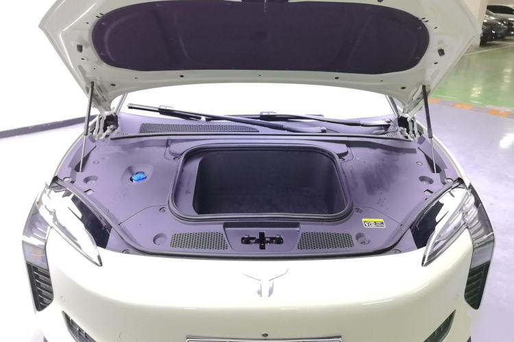 Used Hongqi EH7 2024 690 Pro Engine Bay