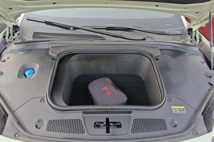 Used Hongqi EH7 2024 690 Pro Engine Bay