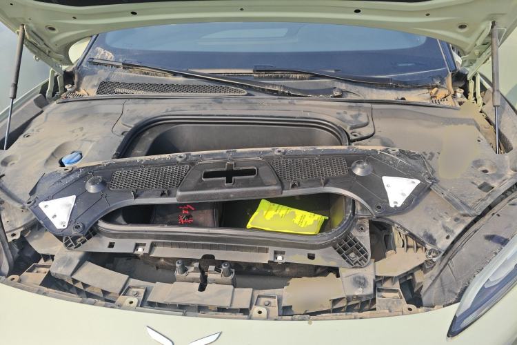 Used Hongqi EH7 2024 690 Pro Engine Bay
