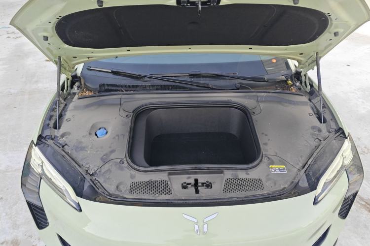 Used Hongqi EH7 2024 690 Pro Engine Bay