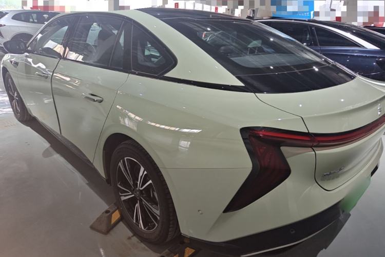 Used Hongqi EH7 2024 820 Pro Exterior 2
