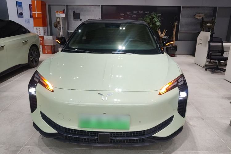 Used Hongqi EH7 2024 690 Pro Glory Edition Front