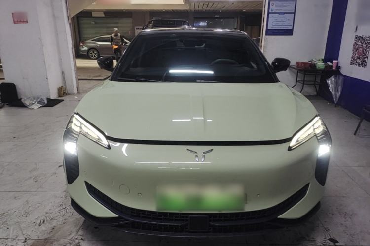 Used Hongqi EH7 2024 820 Pro Front