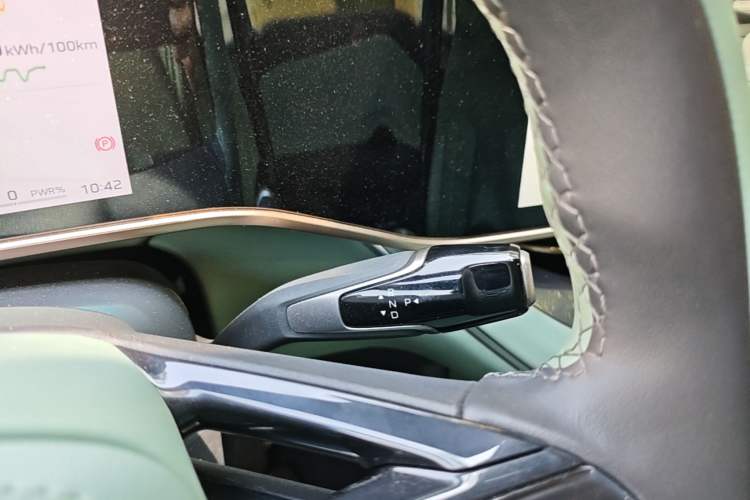 Used Hongqi EH7 2024 820 Pro Gear Lever