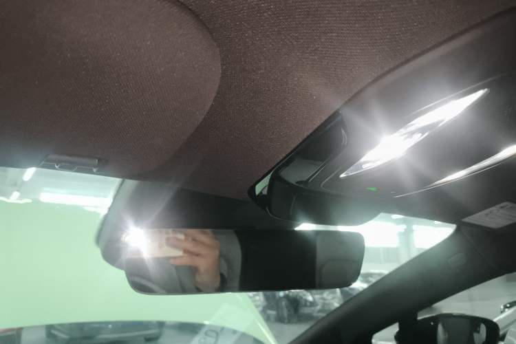 Used Hongqi EH7 2024 690 Pro Headliner