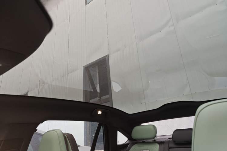Used Hongqi EH7 2024 820 Pro Headliner