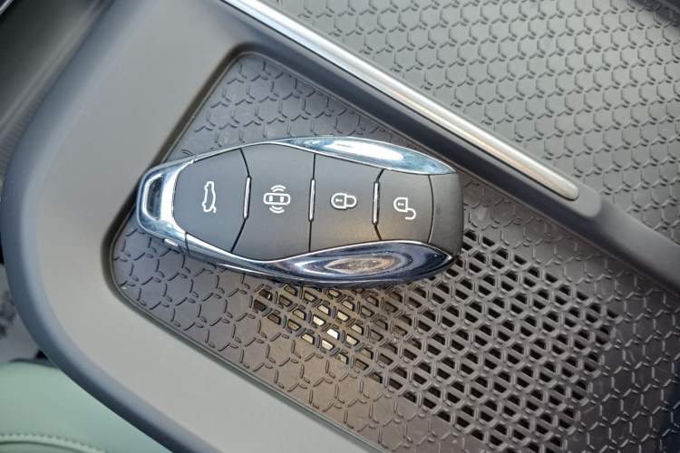 Used Hongqi EH7 2024 690 Pro Interior 1
