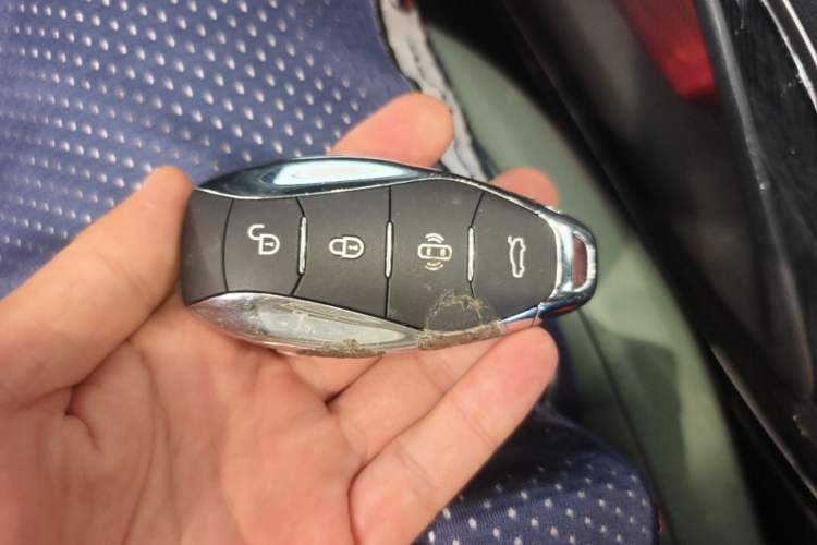 Used Hongqi EH7 2024 760 Pro+ Four-Wheel Drive Version Interior 1