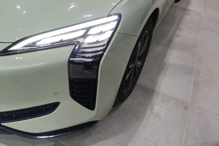 Used Hongqi EH7 2024 690 Pro Glory Edition Left Front Headlight