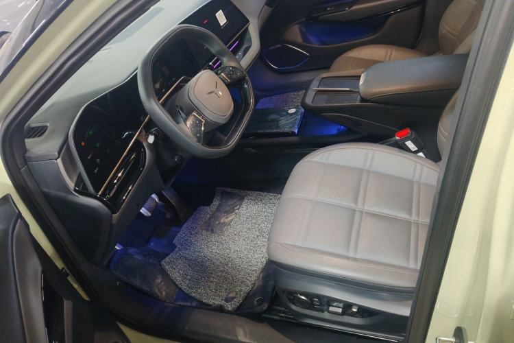 Used Hongqi EH7 2024 760 Pro+ Four-Wheel Drive Version Left Front Seat