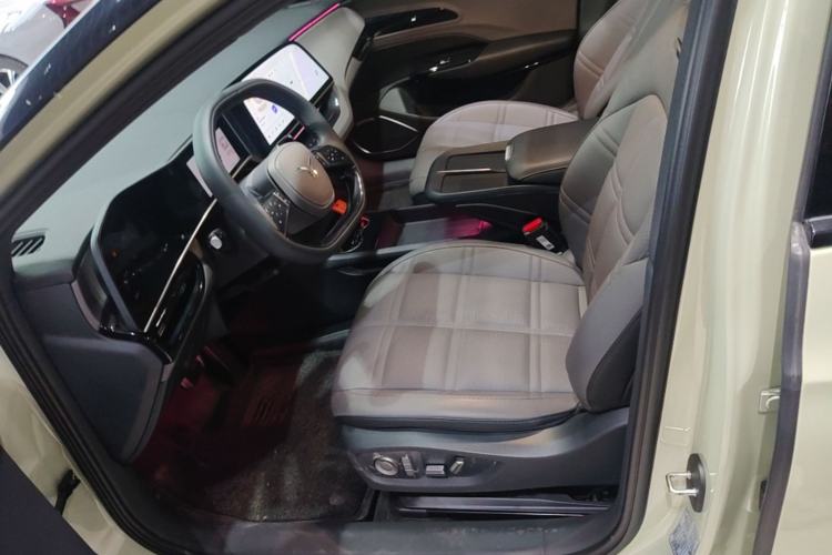 Used Hongqi EH7 2024 690 Pro Glory Edition Left Front Seat